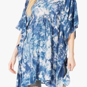 Sakkas Blue and White Tie-Dye Tunic Top
